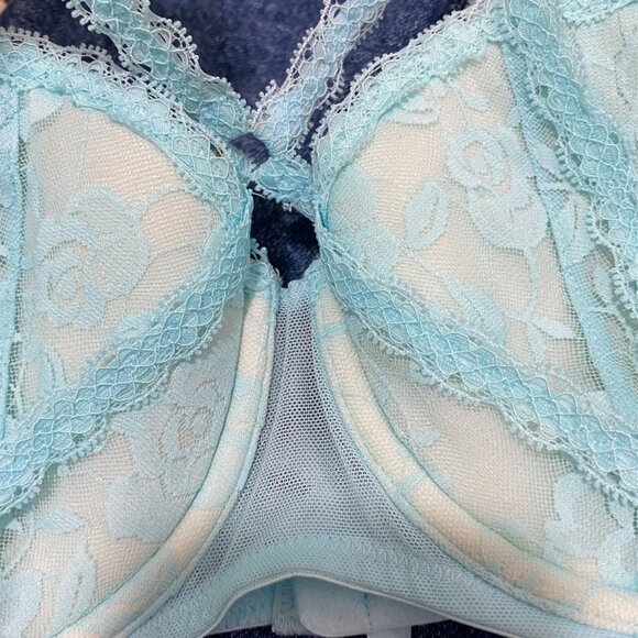 Lace Underwire Bra With Strappy Detailing & Adjustable Straps In Aqua Blue - Picture 5 of 5